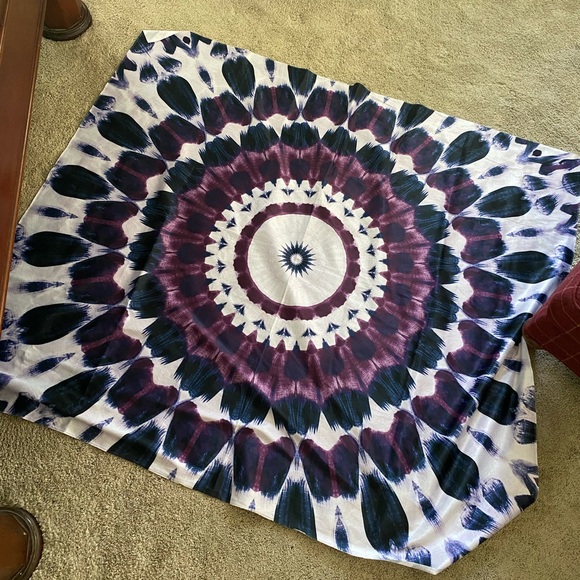 Wayfair Tapestry - Picture 1 of 2